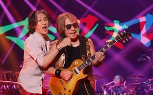 B'z -『B'z LIVE-GYM 2022 -Highway X-』