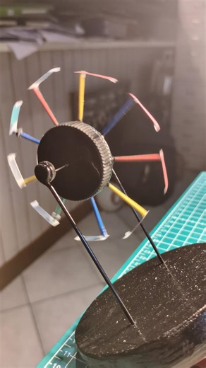 Mini solar wheel