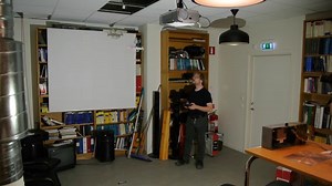 Changer une ampoule avec un drone