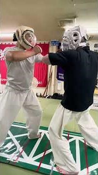 空手界最大難関の上段逆突き（攻撃・右、髙木五段）✖️受即攻（左・江口慶貞七段）🟰全国大会優勝🏆20数回の江口七段でも超難しい至難の技が受即攻である。富樫宜資が完成した受即攻に江口七段が挑戦。