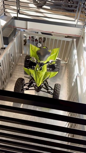 The Yamaha YFZ 450 in Acid Green is absolute 🔥 #yamaha #yfz #yfz450 #sportquad #acidgreen