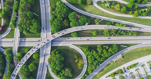 NEC、AIにより車などの遠隔見守りの高度化に貢献する「学習型メディア送信制御技術」を開発