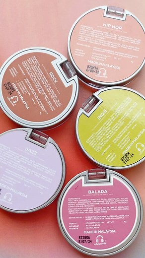 Get into playful vibes with our Mini Album Blusher! Need no...