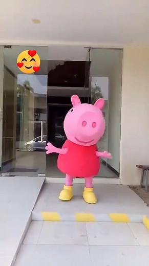 Character-Inspired Peppa Pig Mascot Costume for Kids Parties