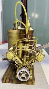 ENGINEDIY RW-V4 Steam Engine Model, Mini V-Shape 4-Cylinder Reciprocating Steam Engine for 90-150cm Steamships, Lifespan Over 2k Hours, Vintage Collections, Desktop Ornaments (Without Boiler)