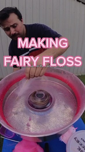 IT'S FAIRY FLOSS DANG IT #howitsmade #recipe #heat #cooking #cottoncandy #funny