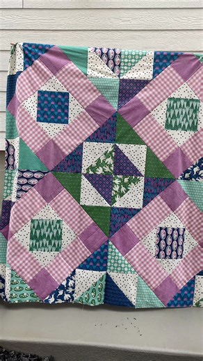 Turntable Quilt Reveal: Fast and Easy Quilting Project
