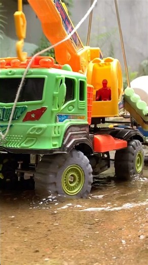 Remote Control Trucks At Work #rc #toys #rccar #rctruck