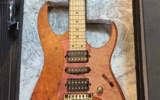 沉浸式开箱，全球只有1把的Ibanez！