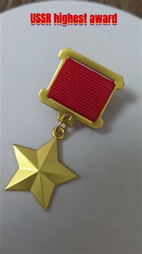 USSR Gold Star Medal Replica Soviet Hero Award Badge Copy