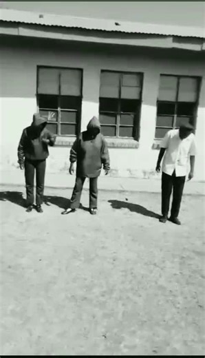 Dancing with Retha (@076retha)’s videos with original sound - Dancing with Retha