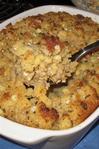 175K views · 1.1K reactions | 北 Mama’s Southern Cornbread Dressing 療 Ingredients 8 cups crumbled cornbread (homemade or store-bought) 1 cup chopped onion 1 cup chopped celery 4 large eggs, beaten 2 cups chicken or turkey broth 1 tsp poultry seasoning 1 tsp sage (optional, for deeper flavor) Recipe in First Coʍmеոτ  | My Heavenly Recipes | Facebook