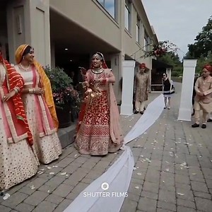 604K views · 6.4K reactions | What an exceptionally beautiful bridal entry, like we are just gazing at it like anything ♥️ Who wouldn't love this bridal entry on their big day?  | Fab Weddings | Facebook