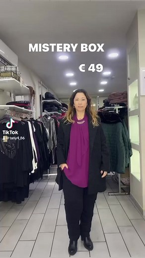 5.4K views · 66 reactions | Scopri il nuovo arrivo! https://www.addiomagra.org/product-page/mistery-box-3 whatsapp 3271638713#tagliecomode #love #Friends #photo #abbigliamentodonna #overzise #model #cute #forsale #like4like #likeforfollow #likeforlikebacks #taglieforti #tagliegrandi #tagliecomode #love #photography #friends #bestfriend | Addio Magre Taglie Forti | Facebook