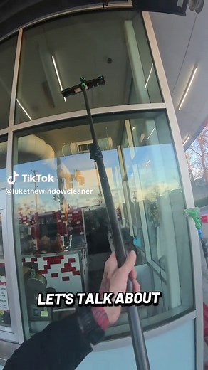 How to Price Your Storefront Window Cleaning Service