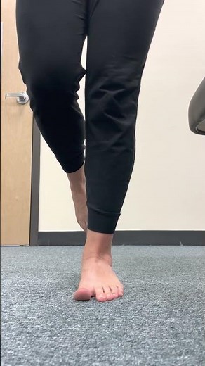 Single Leg Foot Pronation/Supination - Frontal View