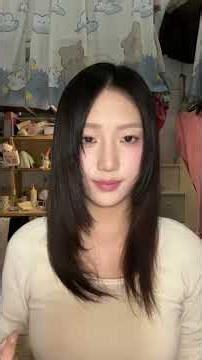 Easy 8 A.M. Hairstyle Tutorial: Quick Exit in 10 Minutes