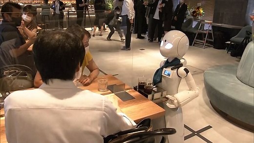Video. Cafe staffed with robots opens in Tokyo