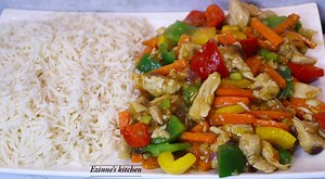 50K views · 2.1K reactions | Delicious chicken sauce, save this for Christmas Thank you so much for watching, here are the list of ingredients used; Chicken breast Mixed bell peppers Carrot Garlic/ Ginger Onions Spring onions Vegetable seasoning Oyster sauce Dark soy sauce Teriyaki sauce Salt Veg. Oil White pepper Sauce binder Enjoy 殺 | Ezinne's Kitchen | Facebook