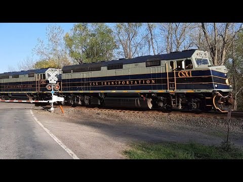 CSX P001-09 OCS train with CSX 1,2,3 F40PH-2 at Macedon NY Crossing 5-10-22