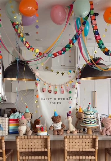 Creative Balloon Decoration Ideas for Happy Birthdays