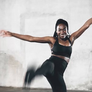 13K views · 454 reactions | High-energy HIIT power moves with Takkies Challenge yourself ✅ Improve your cardiovascular conditioning ✅ Feel the burn ✅ Download PUMATRAC on your app store or train online at PUMATRAC.PUMA.COM | PUMA | Facebook