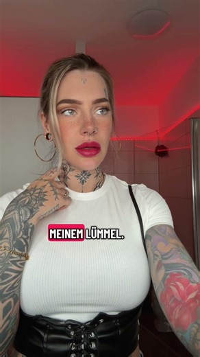 Wer vermeidet die Sauna auch deswegen? 😄 #comedy #funny #viral #fyp