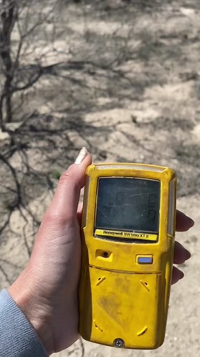 Another day finding messed up oilfield legacies in West Texas. This one has always been a pit area per the landowner, but more recently started filling with crude. What is happening below ground? Why won’t the Texas Railroad Commission do their job and make sure this is cleaned up? #firechristi #zombiewells #oilandgas #texas @hawkdunlap
