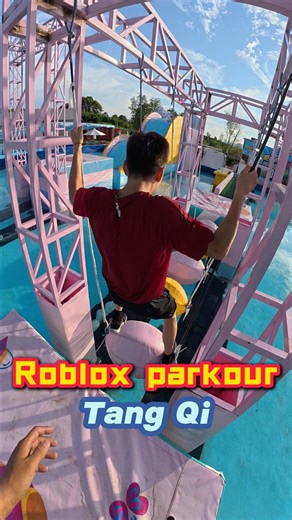 Tang qi on Instagram: ""A two-player real-life version of Fall Guys, call your friends and let's play together!" #parkour #parkourlife #roblox #robloxparkour #waterpark #waterninja #friends❤️ #fallguys"
