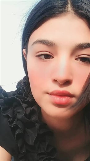 Vidéos de 𝔇𝔬𝔲𝔞𝔞🇹🇳دعاء (@_douaa7) avec original sound - hsm__trb9