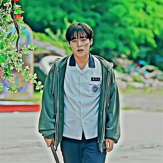 Na Chul vs Si-eun Final Chase Fight 🔥 | Police Raid Scene | Weak Hero Class 1 Epic Fight #shrots