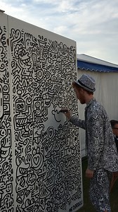 Doodling a big doodle on a wall part 2 | Mr Doodle