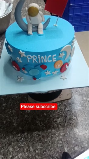 Space Theme Astronaut Cake | #SpaceCake#shortsfeed #MoonCake#viral