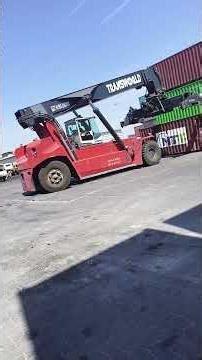 kalmar 45 tonnes Volvo engine proble lod nahi le Raha hai m#viralvideo