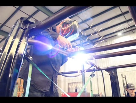 Motobilt on Instagram: "Man Bender makes it look so easy! Could you install a roll cage as quickly? While we may have sped the video up slightly, everything to install a roll cage into your Jeep JKU, JLU, or JT is laid out in detailed instructions with laser etched markings for each piece as well. If you have any questions post them in the comments. #rollcage #jeepwrangler #jeepgladiator"