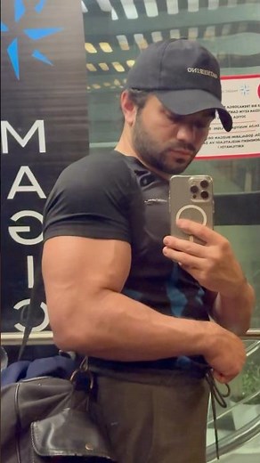 Big hands #bighand #bodybuilding #bodybuildingmotivation #bodybuildingmotivation