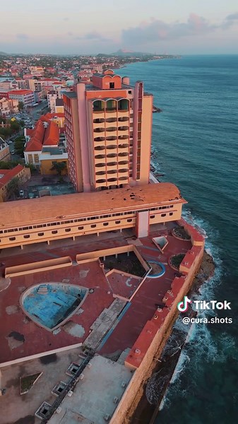 Discover Plaza Hotel Curaçao: Your Dream Getaway