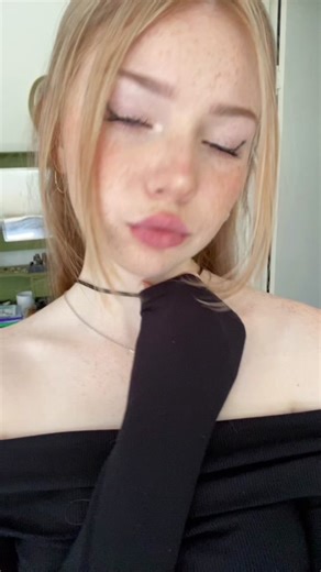 emily (@emispellbook)’s videos with original sound - ✧.*