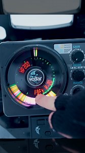 Nothing beats watching a slab crappie chase and eat on the FLX-38! The manual zoom allows you to choose a zoom window size from 6ft to 18ft in 1ft increments. You can then use the mode knob to adjust the zoom window anywhere in the water column. This is great for those suspended schools of fish! | Vexilar