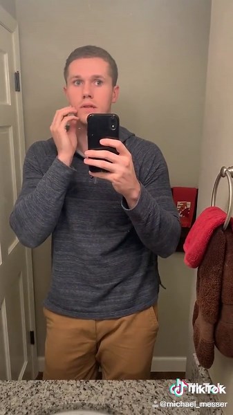 Impressions by Josh Robert Thompson: Jeff Goldblum Voices