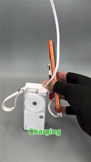 Disk Pro - Pocket-Sized Portable SSD with Cooling Fan and Multi-Portsfrom Features |Built-in