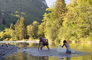 Clèves (2021) | ČSFD.sk