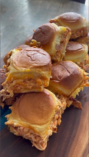 995K views · 17K reactions | Still in Florida, spring break was extended due to flight delays 路‍♂️. So here’s some tasty buffalo chicken sliders for ya. Easy and delicious 襤 #reels #grillingwithdad #eeeeeats #nomnom #blessed #deliciousfood #foodie #recipe #chicken #grill #grilled #sogood | Grilling with dad | Facebook