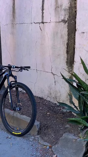 #lexon #rockshoxreba #shimano