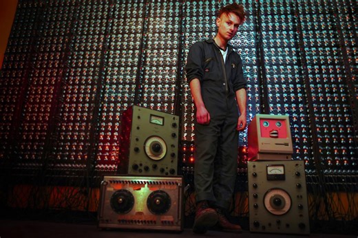 Look Mum No Computer announces birth of baby ahead of Eurovision