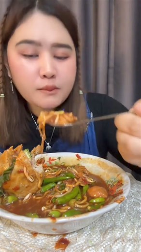 1.8M views · 10K reactions | Waaau mantap Cek  https://s.shopee.co.id/B8sf9WYRE #mukbang #asmr #bakso | Mukbang officiall | Facebook
