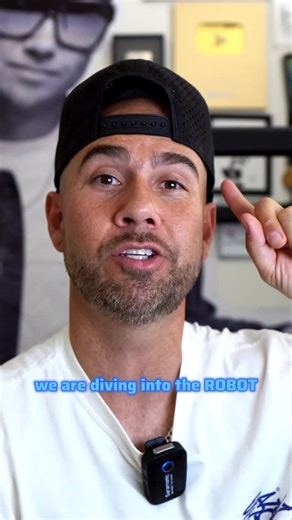 PoppinJohnSBK on Instagram: "🦾 Season 4 of The Movement Blueprint is here: The Robot Edition 🤖 (Starting September 29th-November 22nd) We are doing a deep dive into the techniques and foundations all the way through to advanced robotic movement and characters. Over 8 weeks, I’ll teach you how to move like a machine and how to really implement these techniques into your dance. 🚨 Spots are limited—lock in today! 🤖Link in bio https://www.poppinjohn.com/movementblueprint—da4f0"