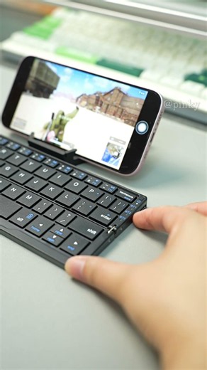 The BEST Portable Keyboard for Travelers & Students #traveltechies #techgadgets #desksetup #office