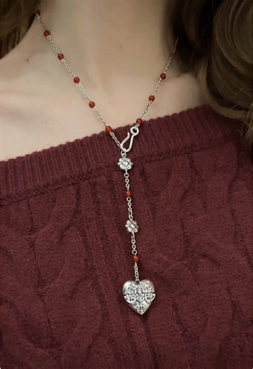 haul from my favourites @en route jewelry ♥️ can’t get over how sparkly the necklace/earrings are eeee ˖ ࣪ ⊹ link to shop in my bio! :) #enroute #enroutejewelry #giftideas #gifts #jewelry