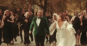 Metro Detroit couple hosts Halloween-themed zombie wedding over the weekend